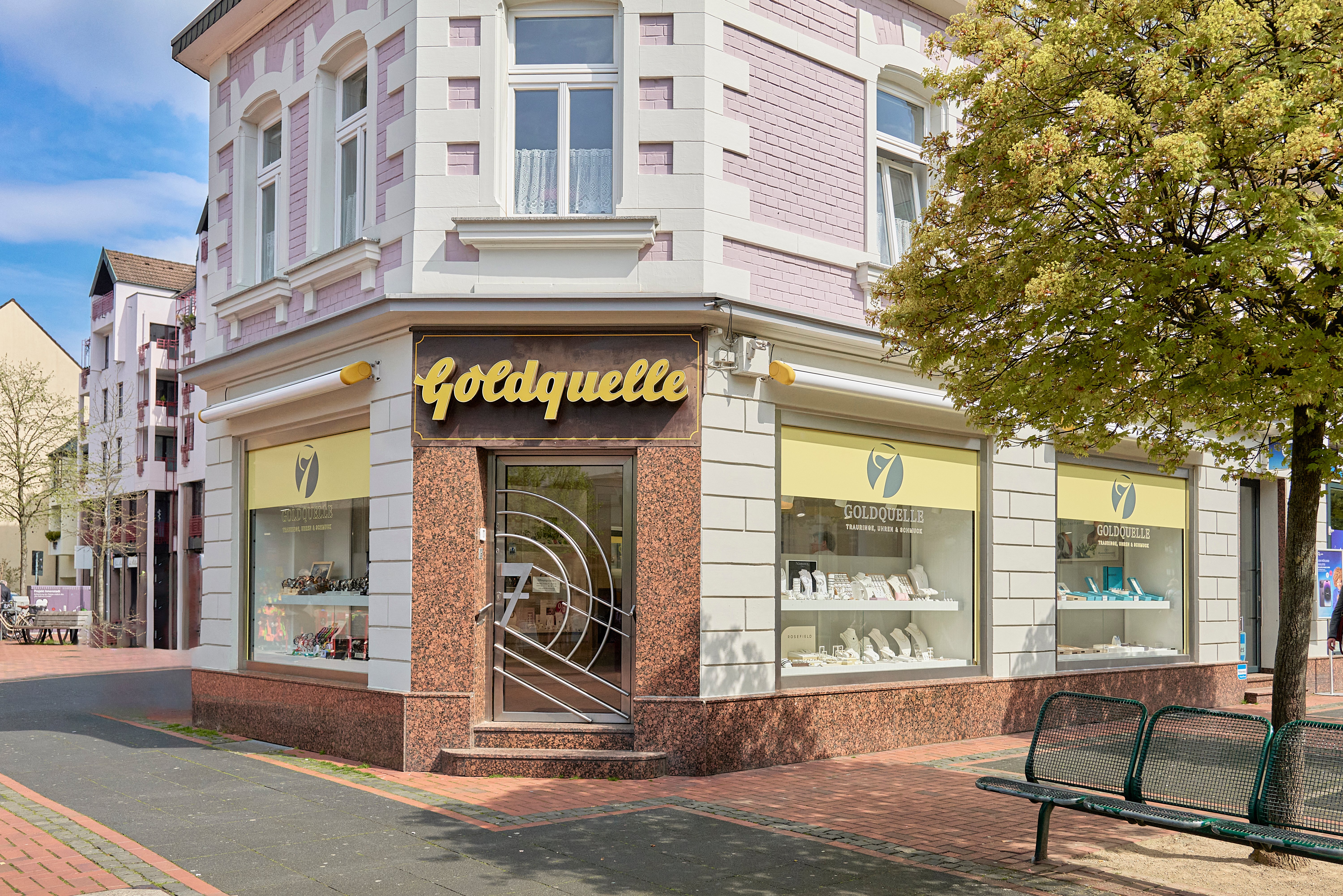 Goldquelle-Juwelier-Schmuck-Mittelstrasse-1EPaMvCe9GtNAm